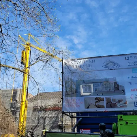 Bouwbord voor Stedelijk Gymnasium Haarlem