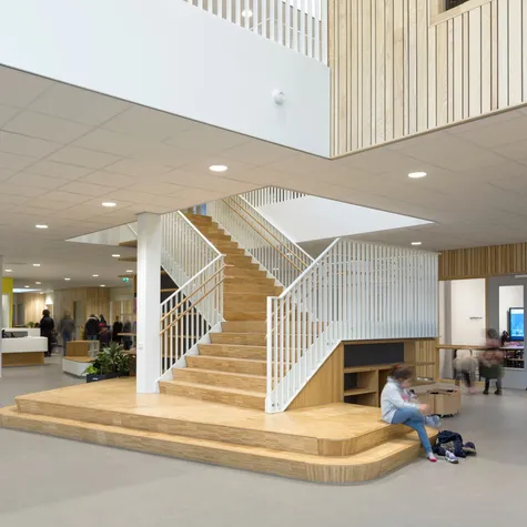 Trap KC I Jsselmonde foto No Label