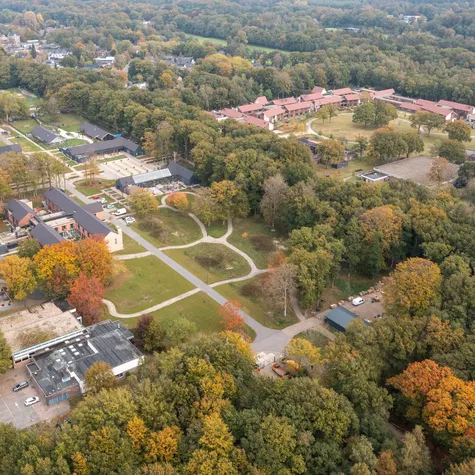 Luchtfoto terrein de Wissel incl sportvoorziening oud