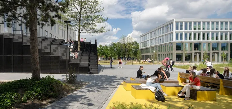 Buitenterrein Fontys Campus Nudus foto Frank Hanswijk