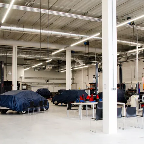 Garage Nex Technician Amsterdam foto Barbara Trienen