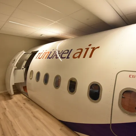 Vliegtuig Rijn I Jssel Vakschool Wageningen