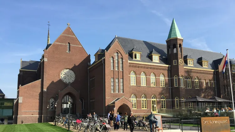 Ons Koningsoord buitenzijde