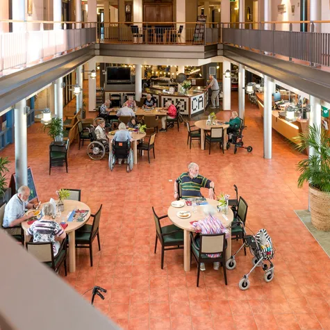 Centrale hal zorgorganisatie Vereen