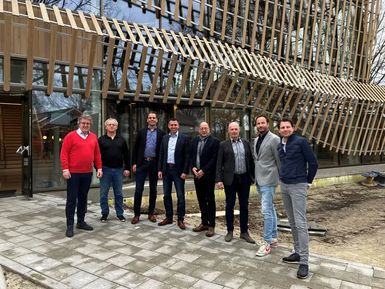 Vlnr Douwe Oosterveen Geert Wemmenhove Gerjen Haisma Erwin Veneklaas Slots Albert Haar Rudi Hooch Antink Lennaert van Capelleveen Walter Kemperman