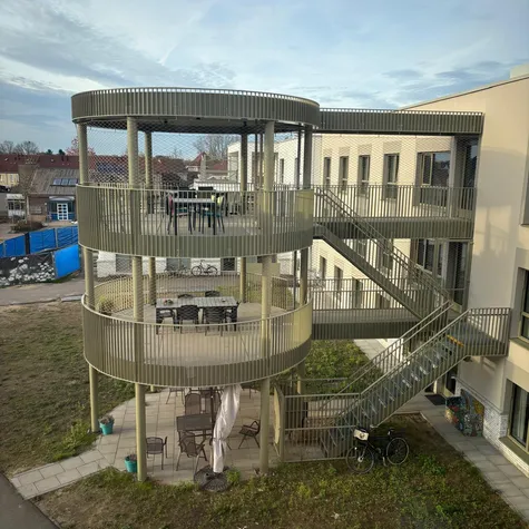 Zorgorganisatie Dichterbij in Horst balkon toren