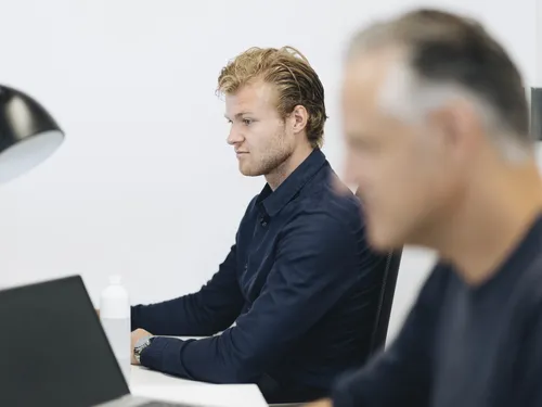 Adviseurs aan het werk op vestiging Eindhoven